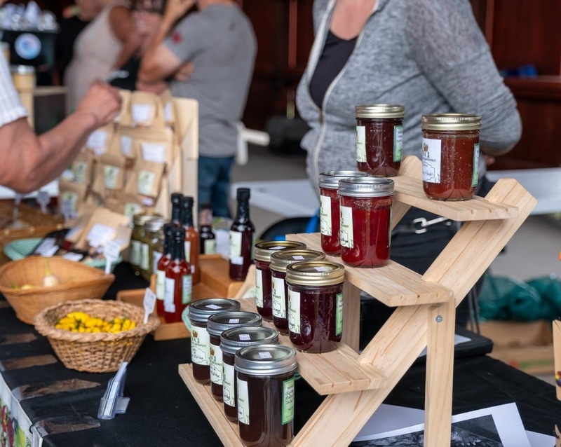 Marché public de La Patrie